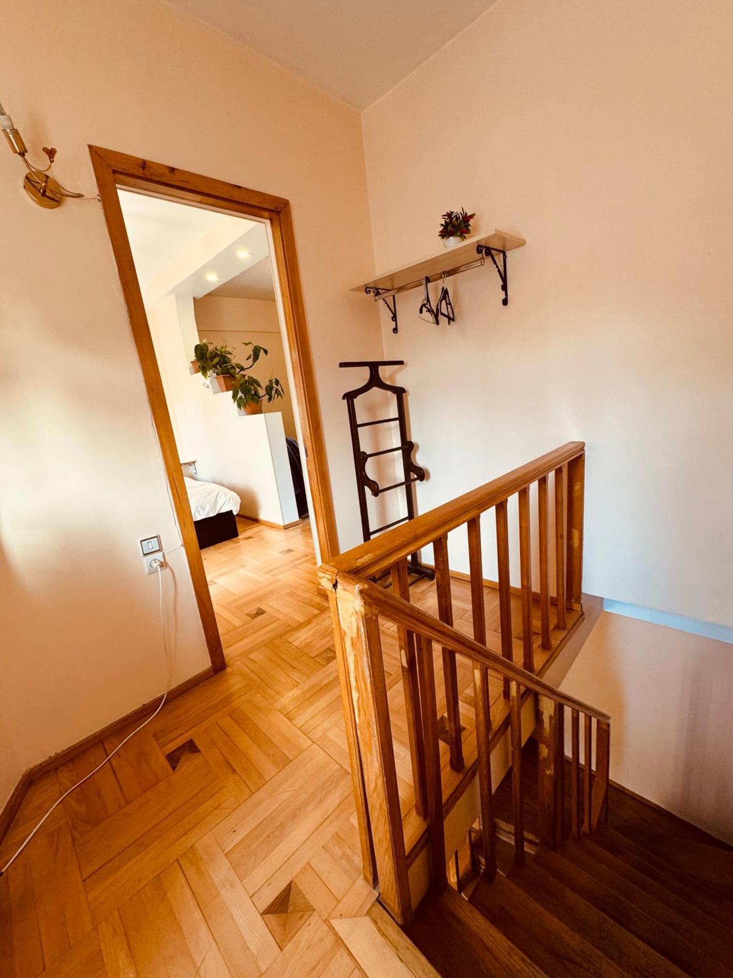 Sky Guest House Tbilisi Bagian luar foto