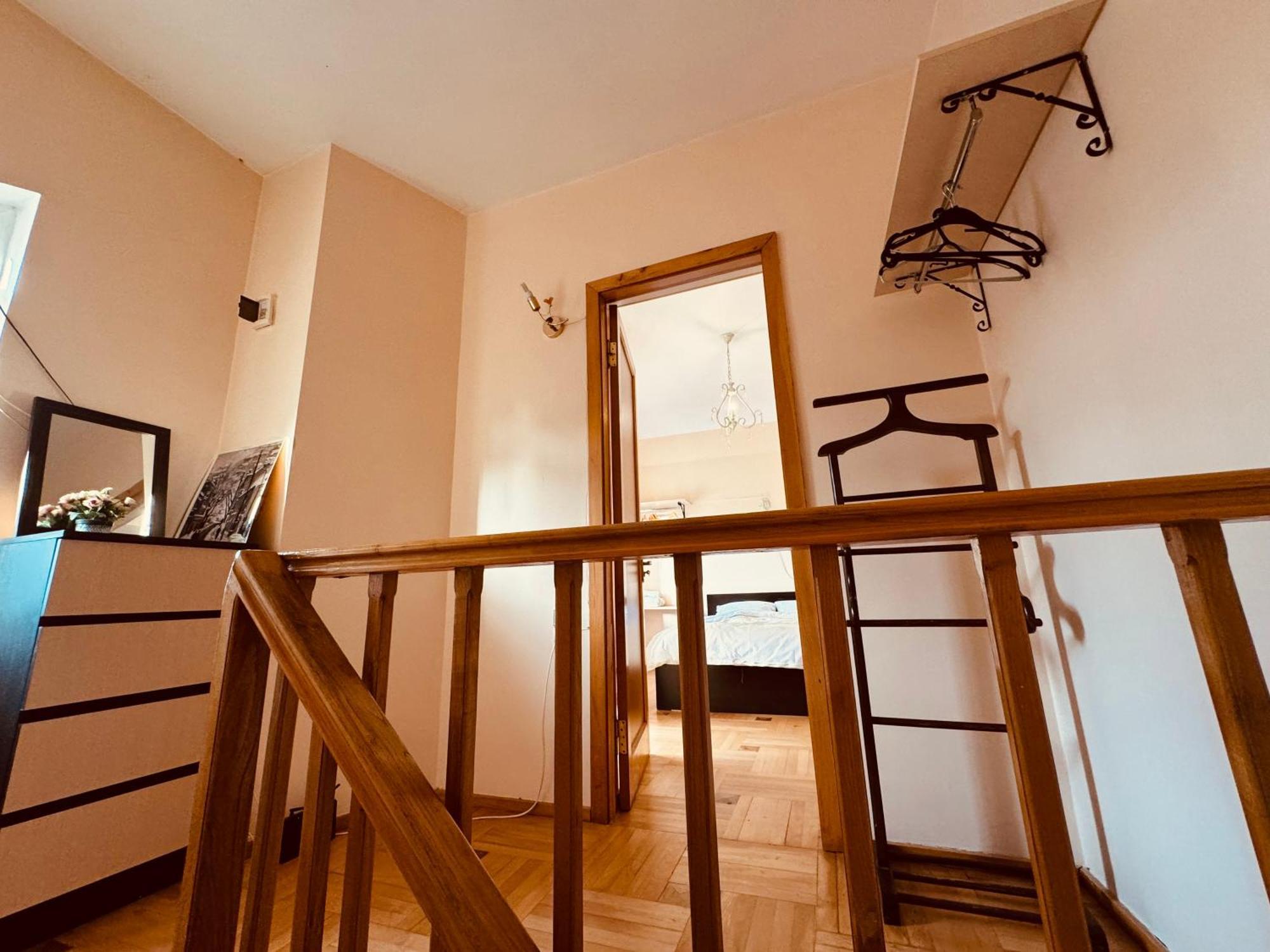 Sky Guest House Tbilisi Bagian luar foto